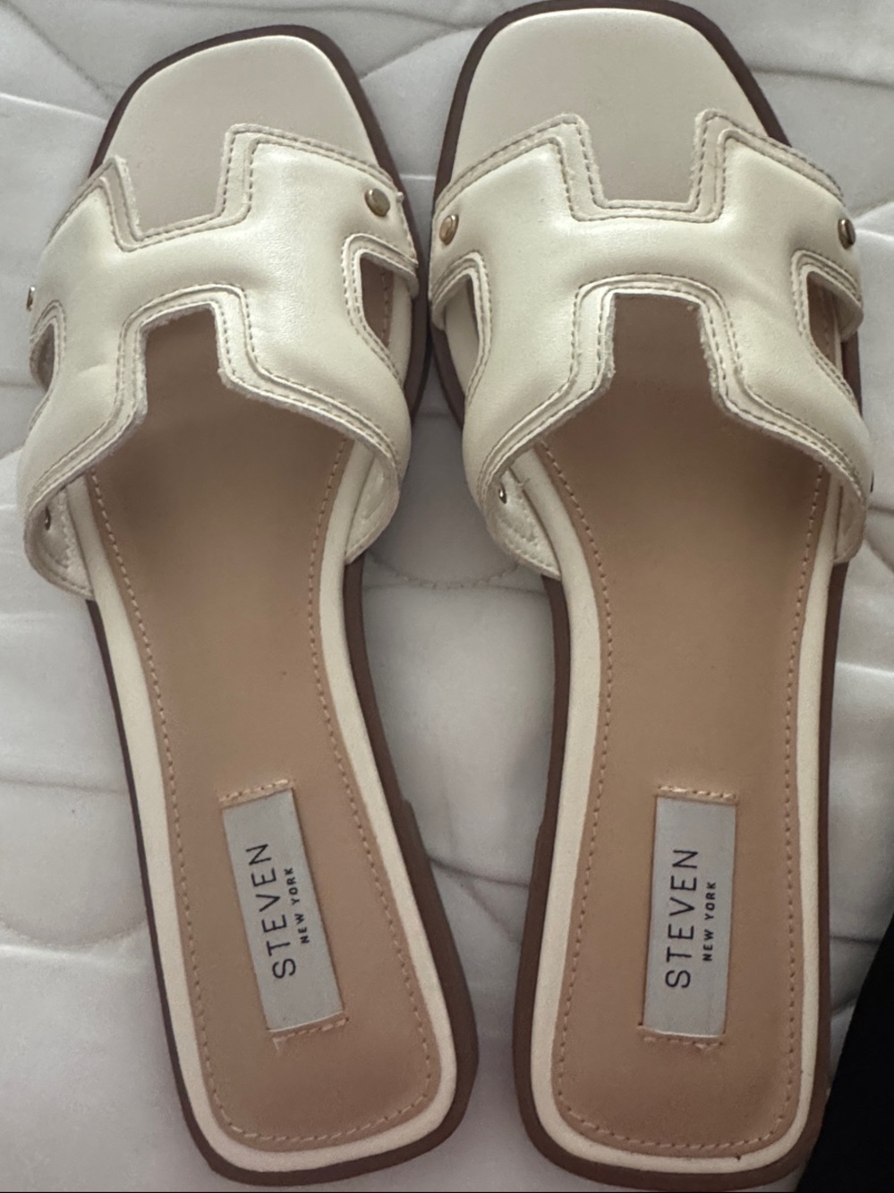 Steven by Steve Madden  Cream Open-Toe Leather Slide Mules